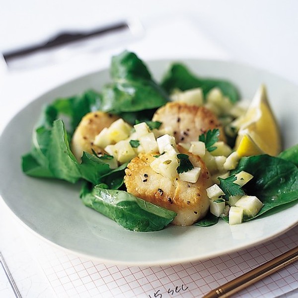 seared_scallops_with_fennel_lemon_relish