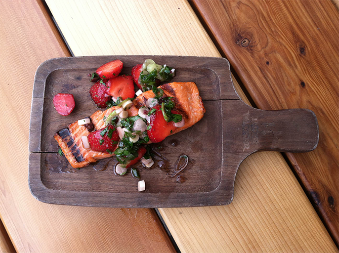 strawberry_tapenade_over_salmon